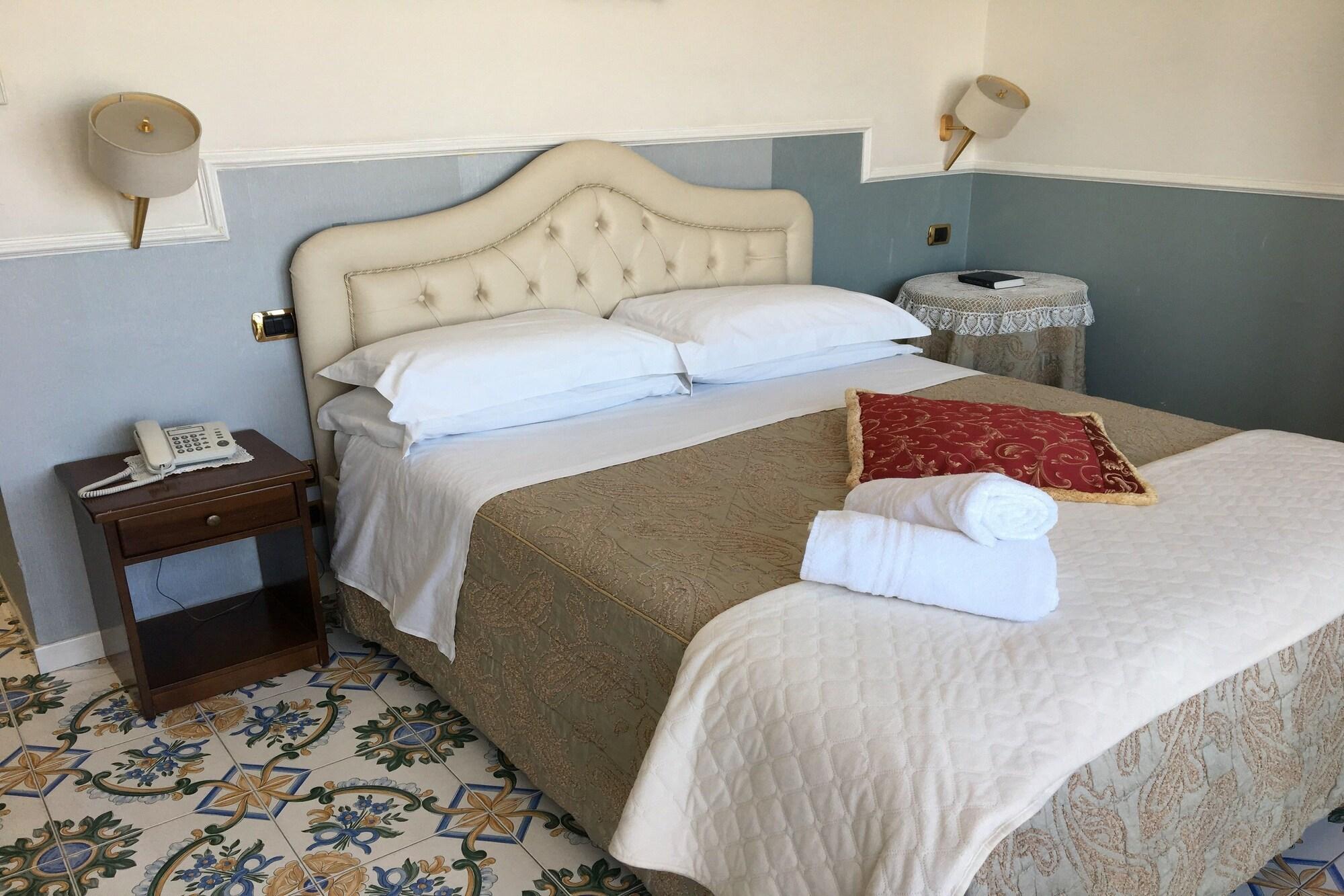 Experience Boutique Hotel - Villa Cimmino Castellammare di Stabia Esterno foto